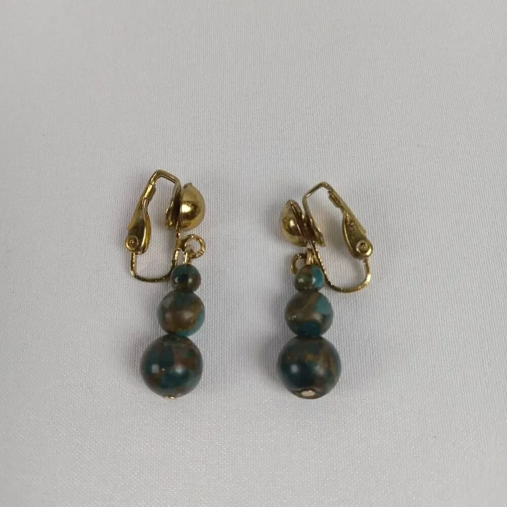 5/$25 Teal beaded earrings - Picture 4 of 5